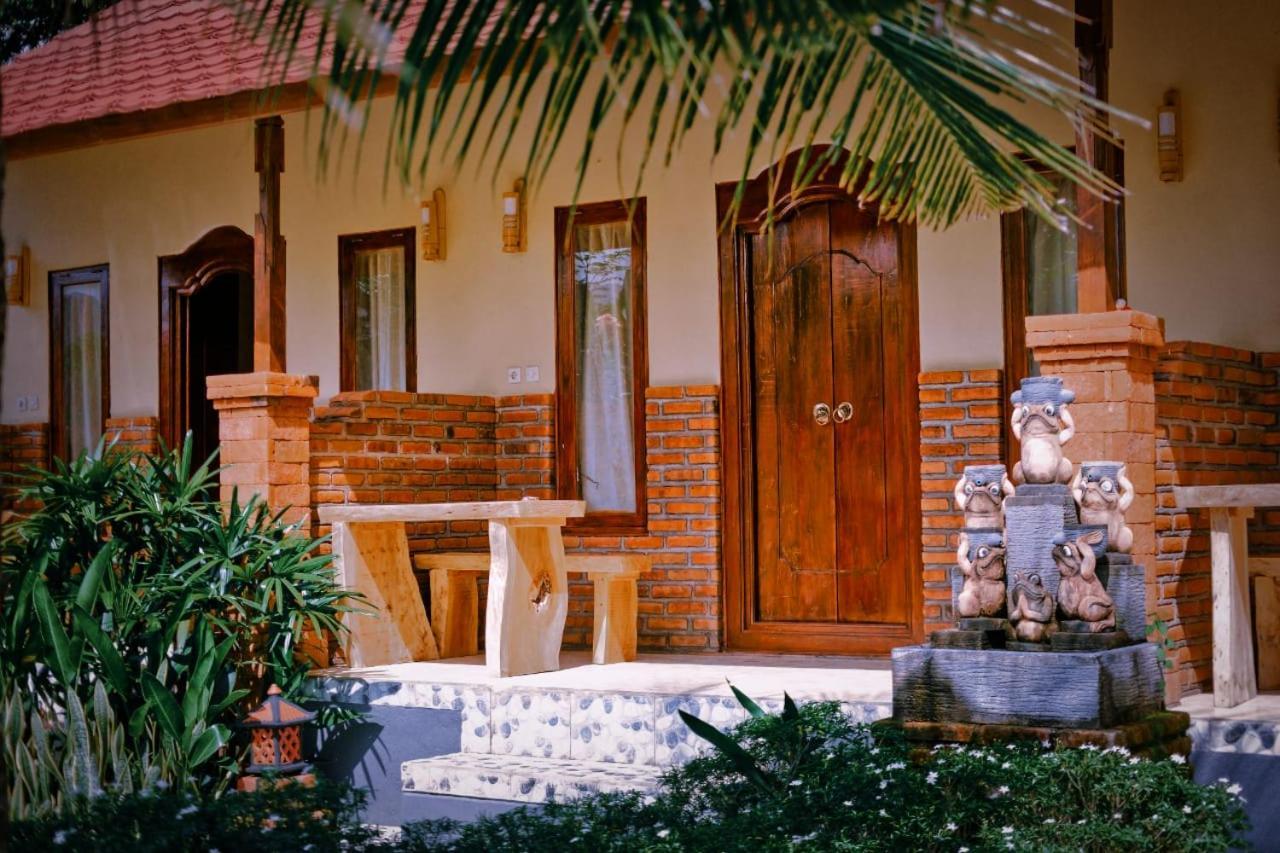 Eco Moringa Garden Hotel Banyuwedang Kültér fotó